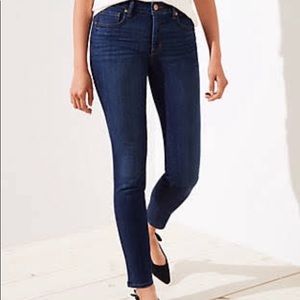 LOFT Slim Pocket Curvy Skinny Jeans